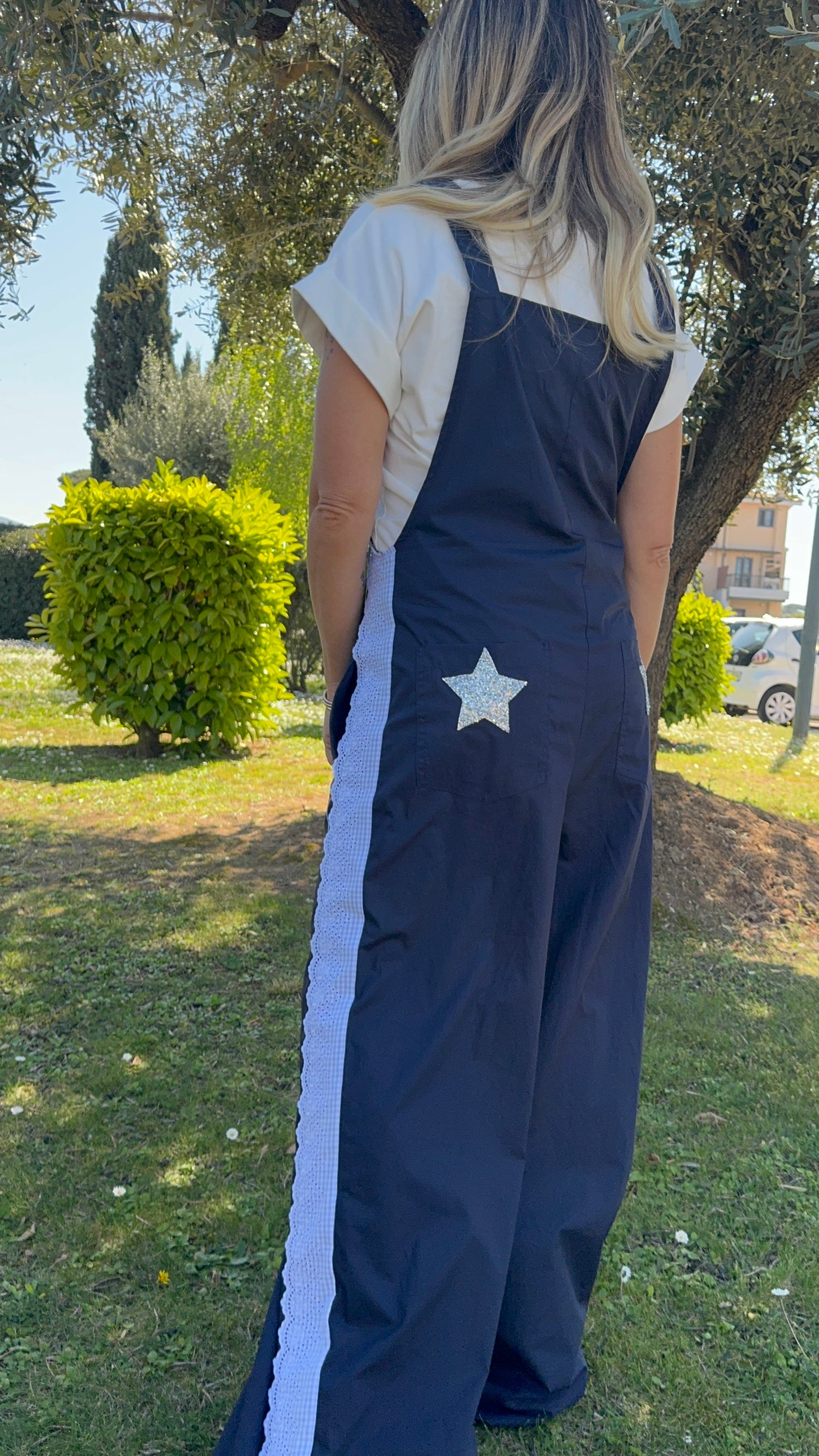 Mimi et mama. Salopette blu con stelle