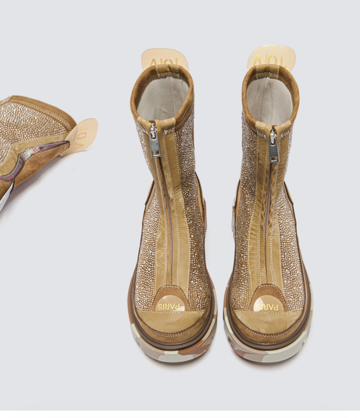 Joia Paris. Stivale luster beige