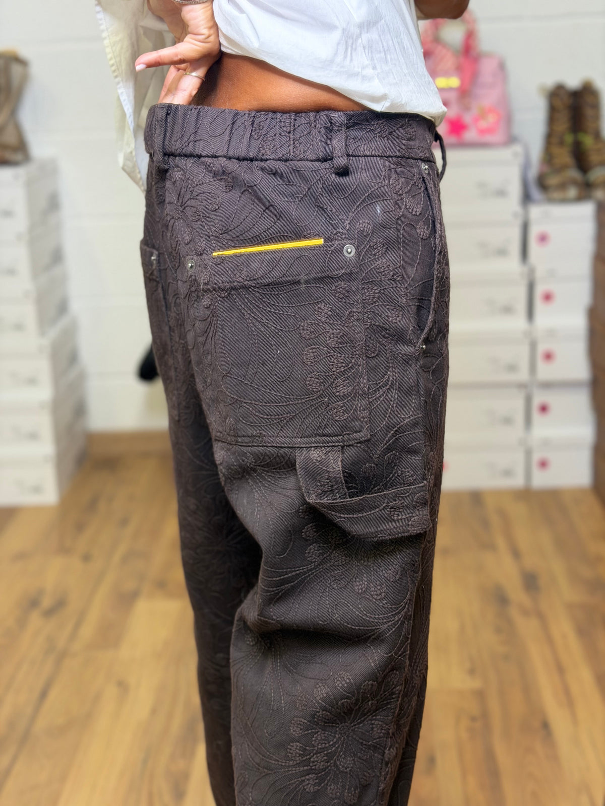 Maison crazy worker. Pantalone Worker jacquard cioccolato