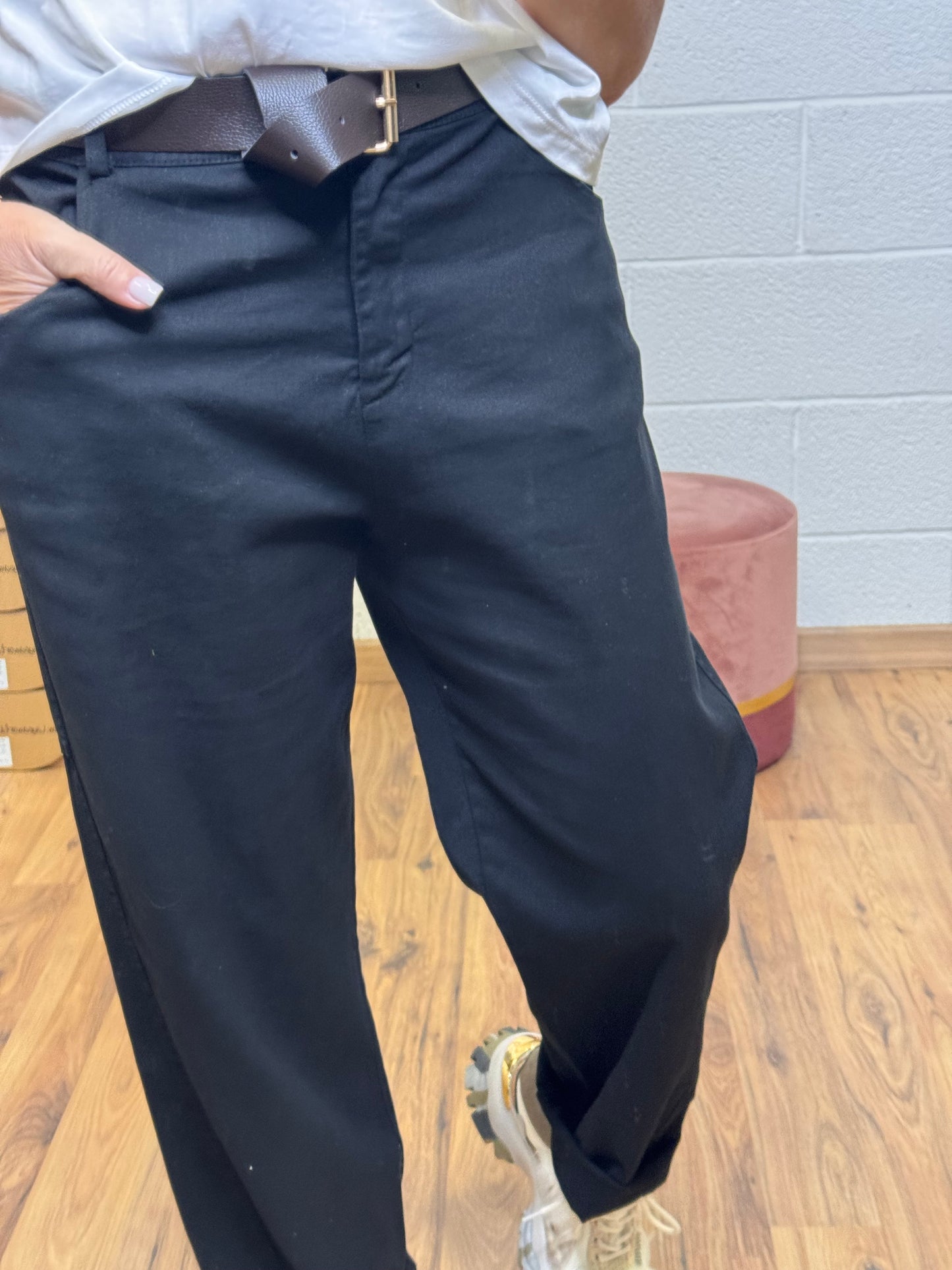 Le streghe. Pantalone nero