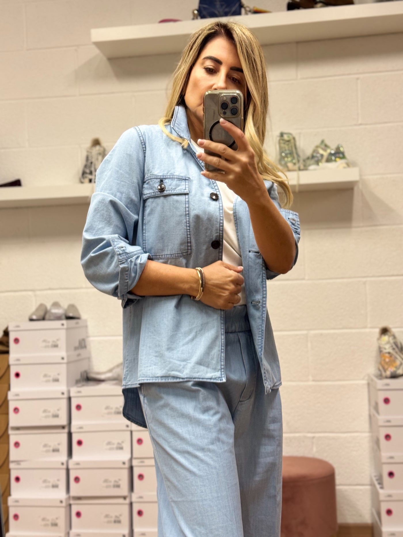 Myths. Giacca camicia in chambray light.-50%