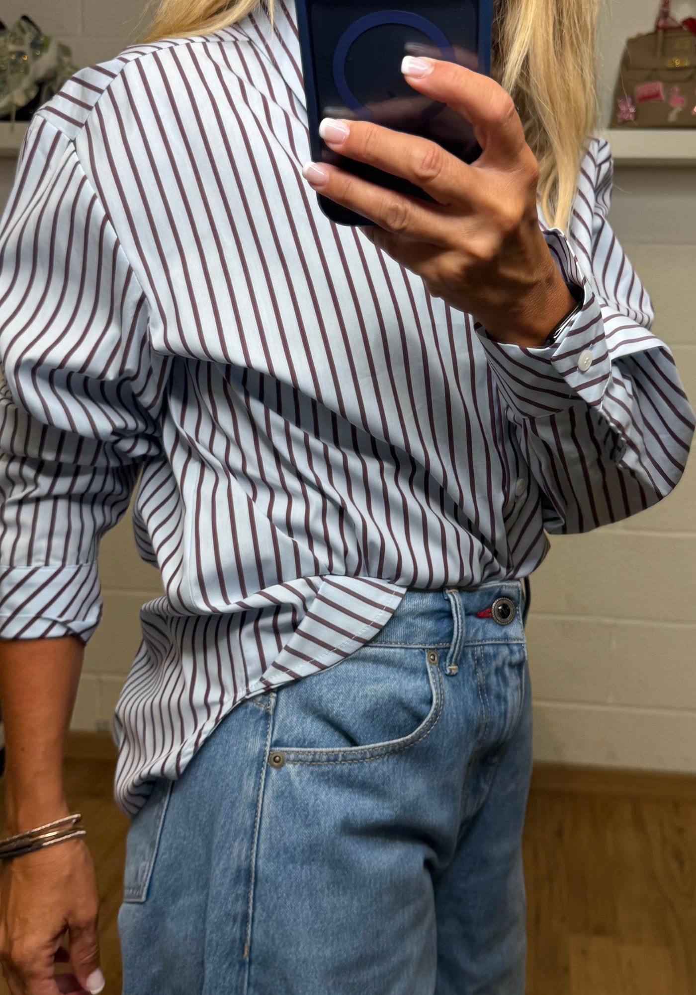 Le streghe. Camicia a righe-50%