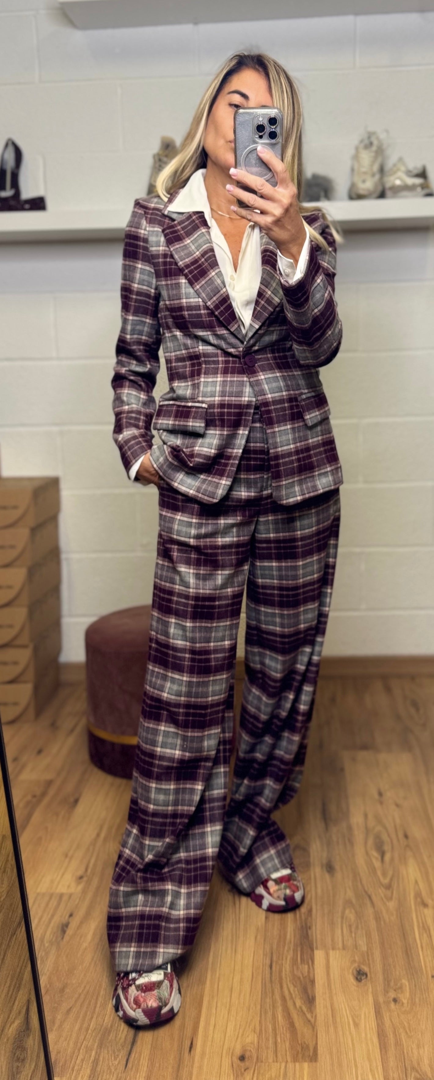 Le Streghe. Blazer check burgundy