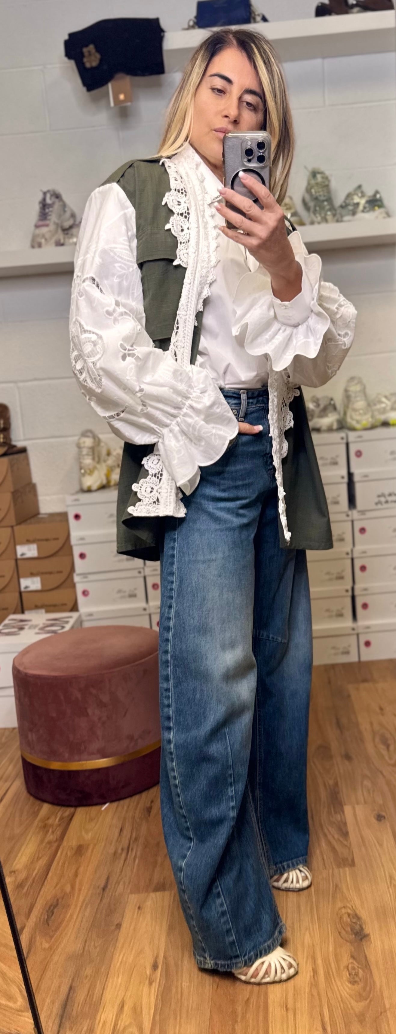 Front Street. Giacca con pizzo sangallo