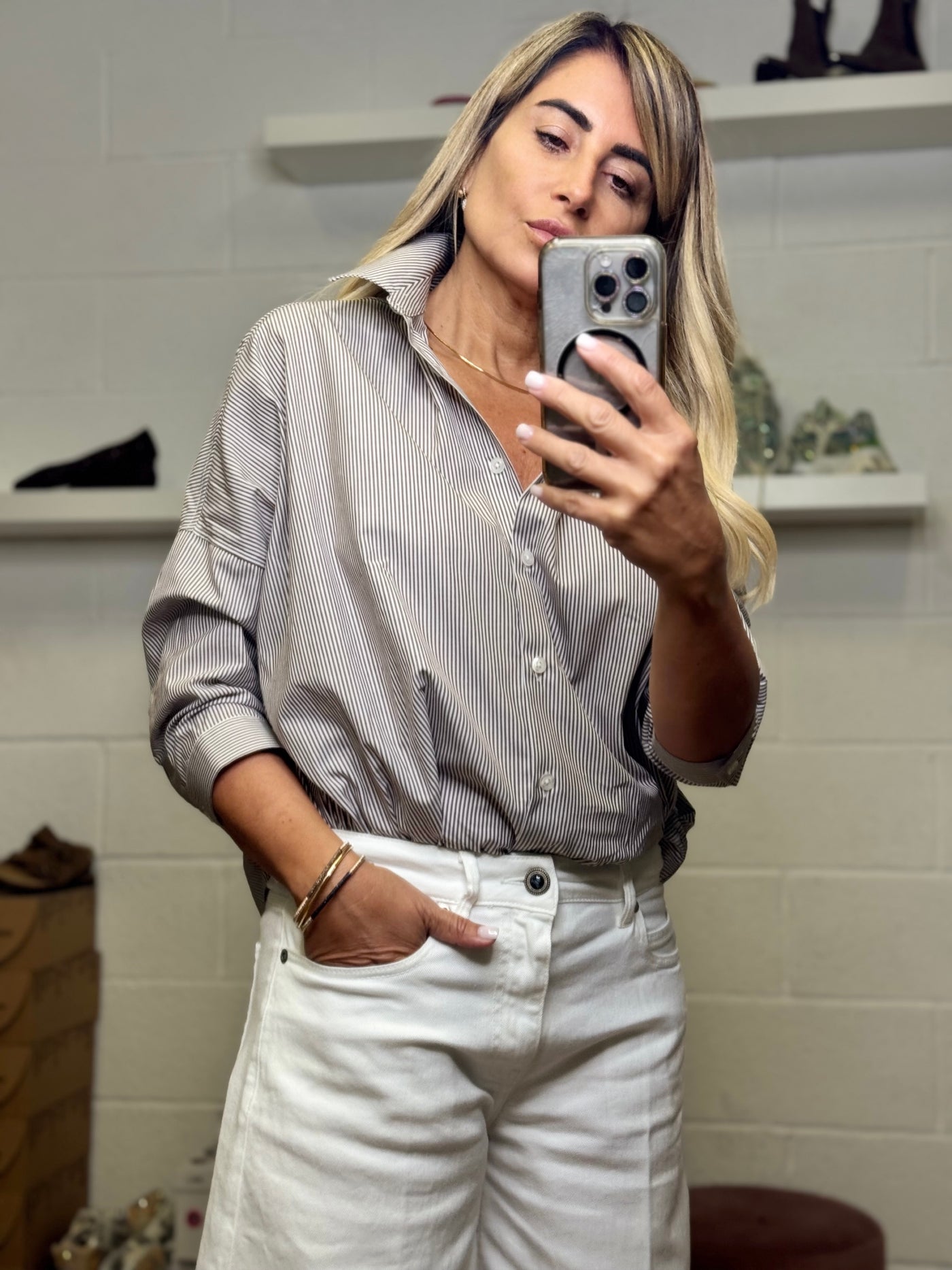 GMF. Camicia a righe cioccolato-50%