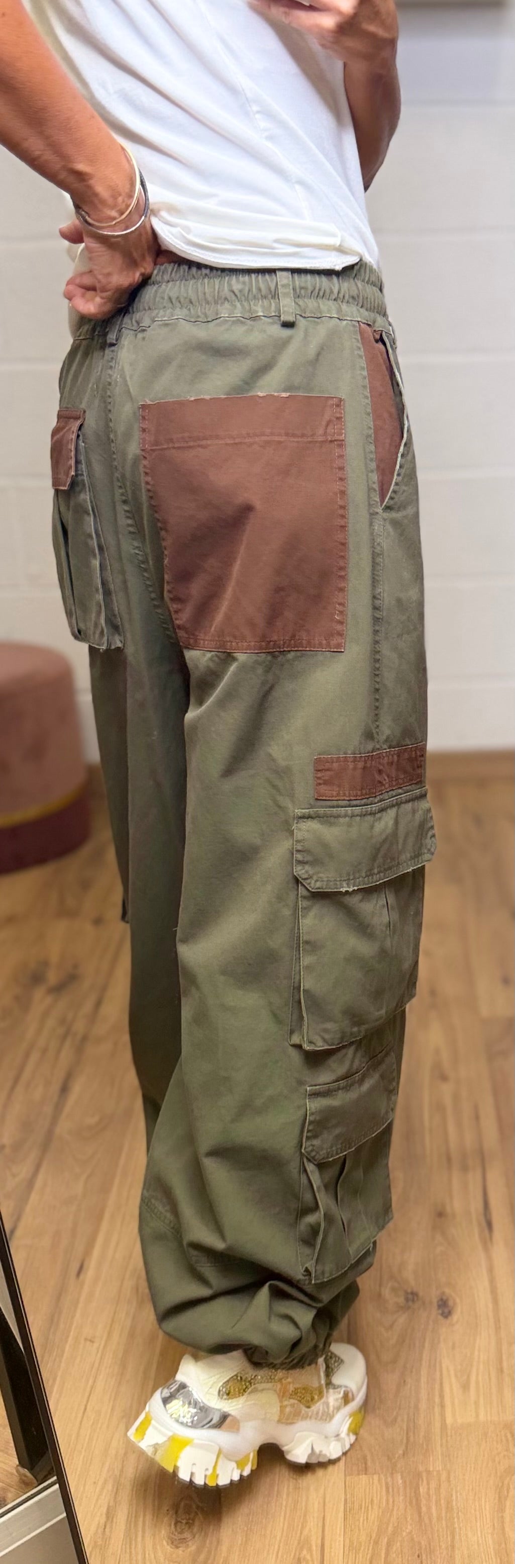 Front Street. Pantalone Cargo Utility – Verde Militare