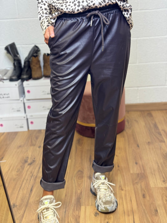 Le Streghe. Pantalone cioccolato