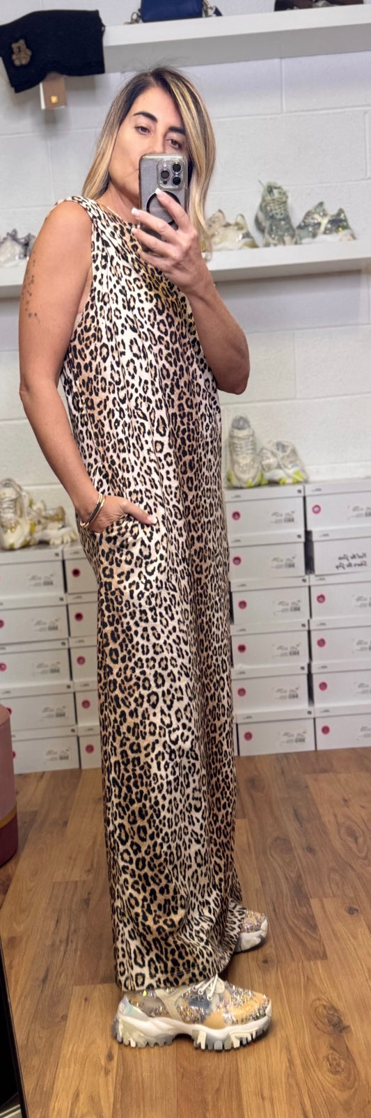 Front Street. Abito macula per looney tunes