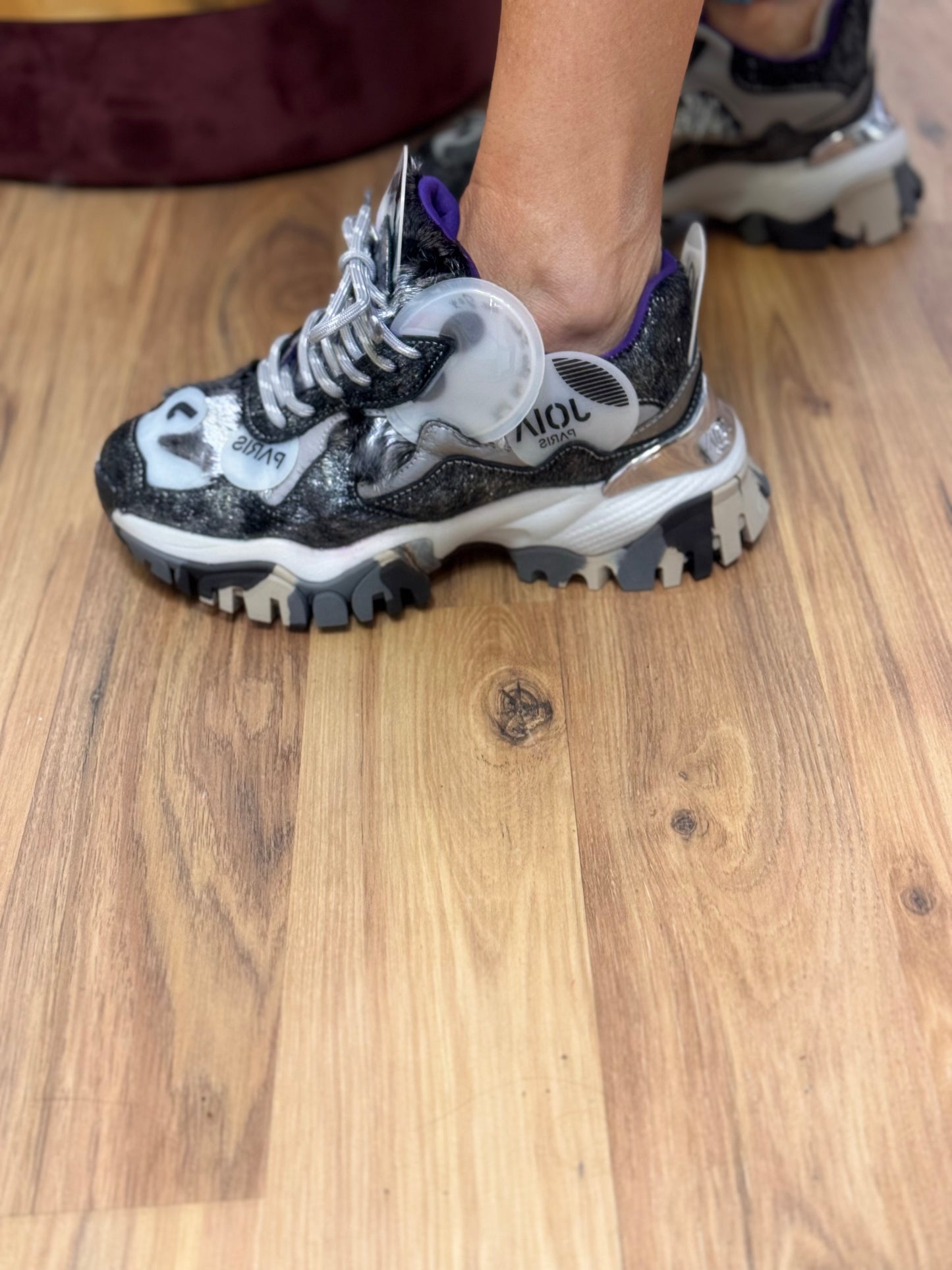 Joia Paris. Sneakers black grey-40%