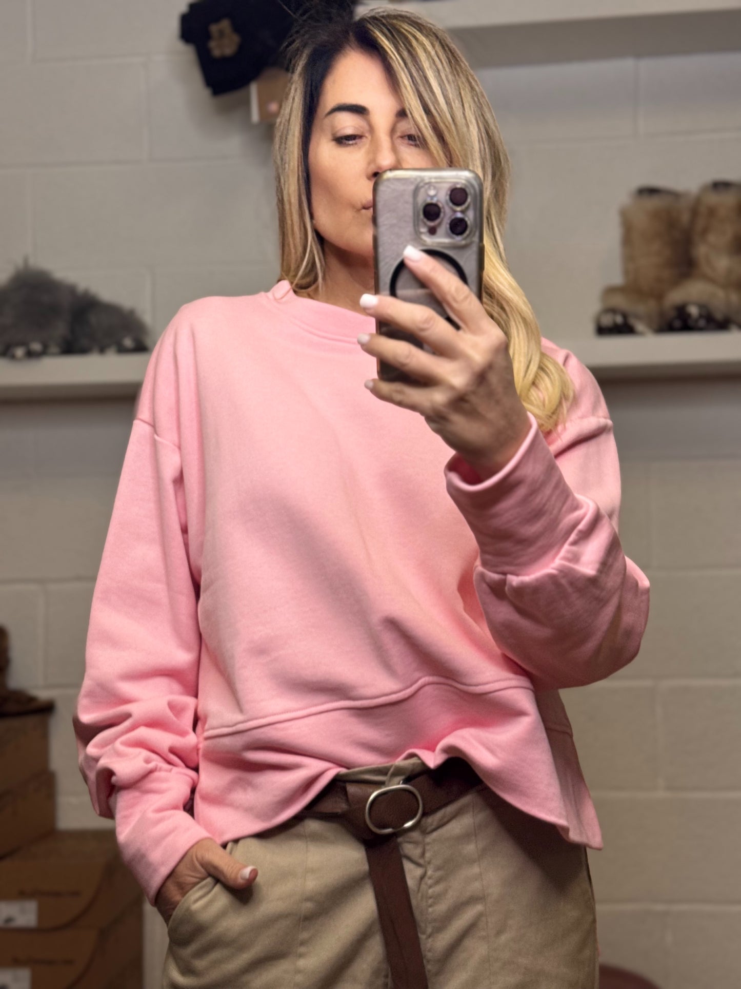 Le streghe. Felpa rosa