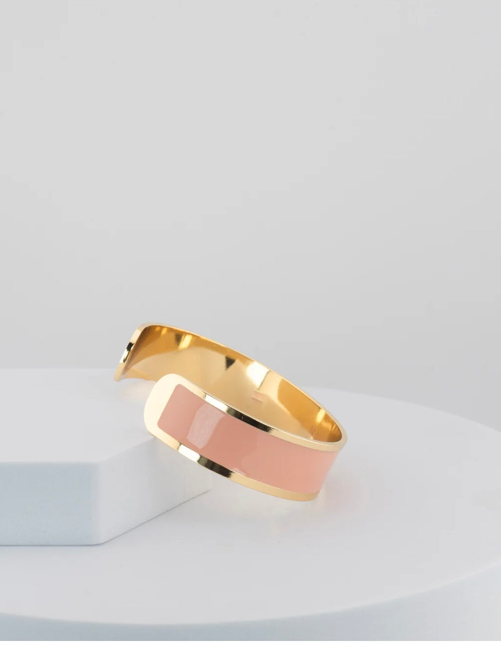 Marri Cortona. Bracciale smalto M rosa