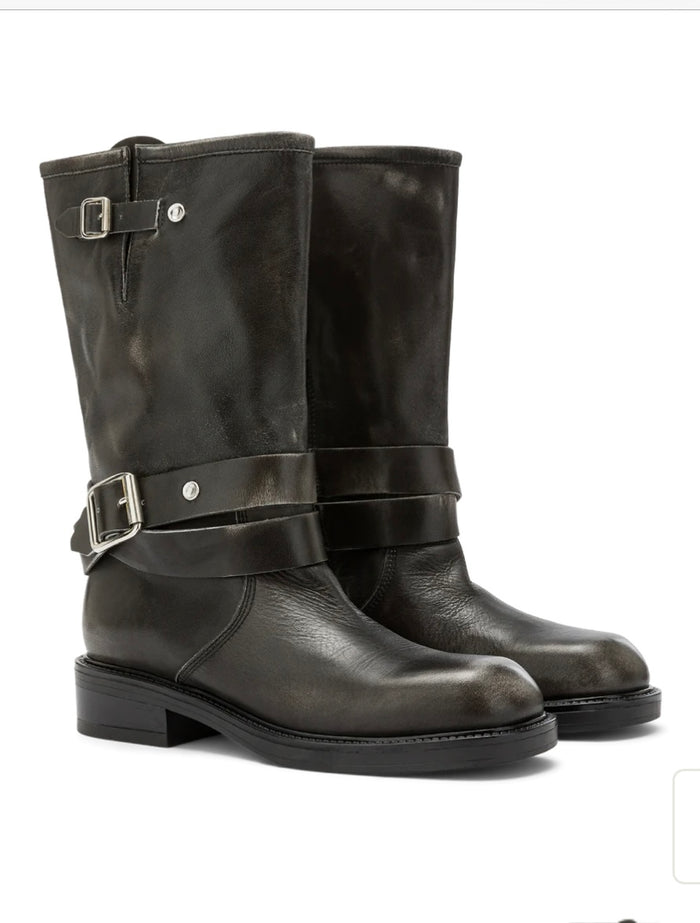 Eva Boutique 21, Carmens. Biker nero vintage