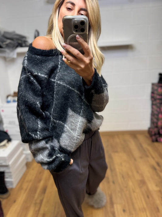 Le Streghe. Pull a rombi nero