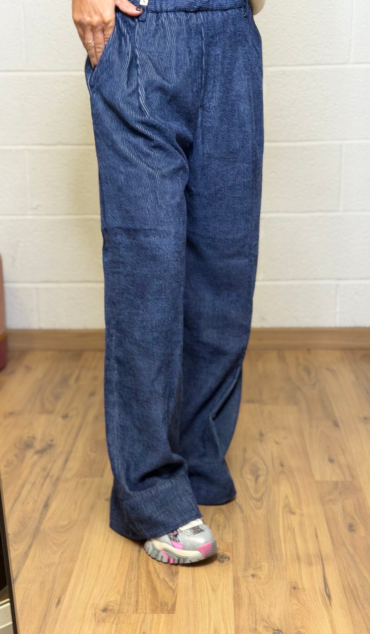 Myths. Pantalone Palazzo Millerighe Blu