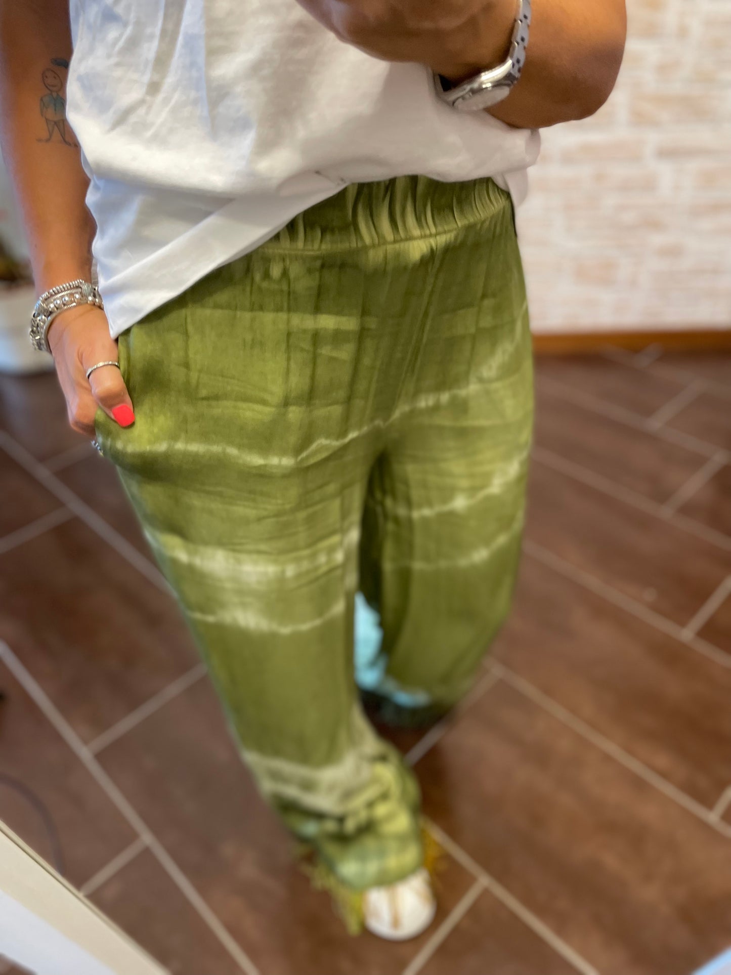 Dimora. Pantalone verde oliva.